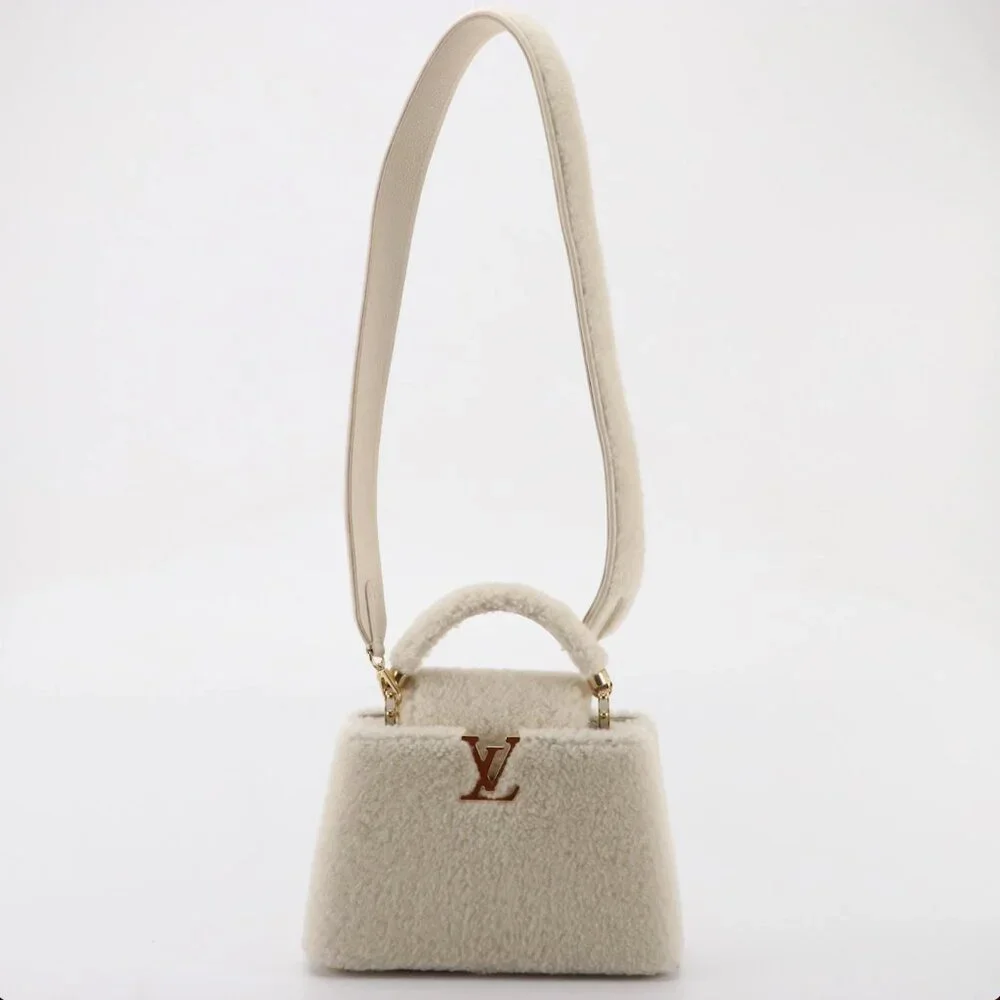 Louis Vuitton White Shearling BB Capucines Bag - Picture 2 of 14